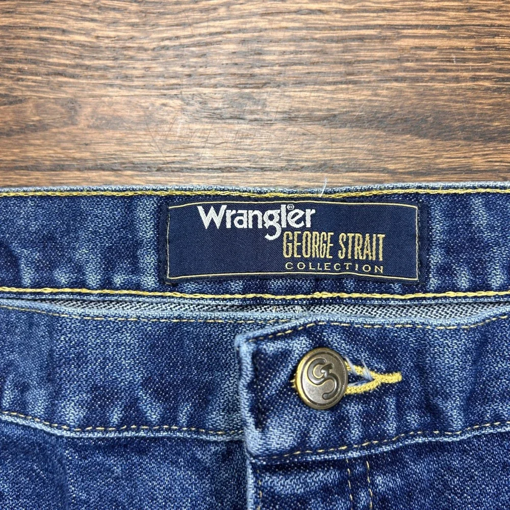 Wrangler George Strait Collection Mens Blue Jeans 42x34 Medium Wash Denim A102